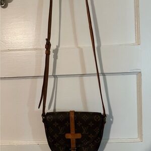 Authentic Louis Vuitton Monogram Chantilly PM Crossbody